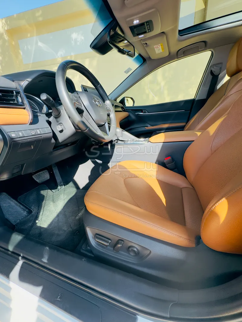 2023 تويوتا كامري لومير