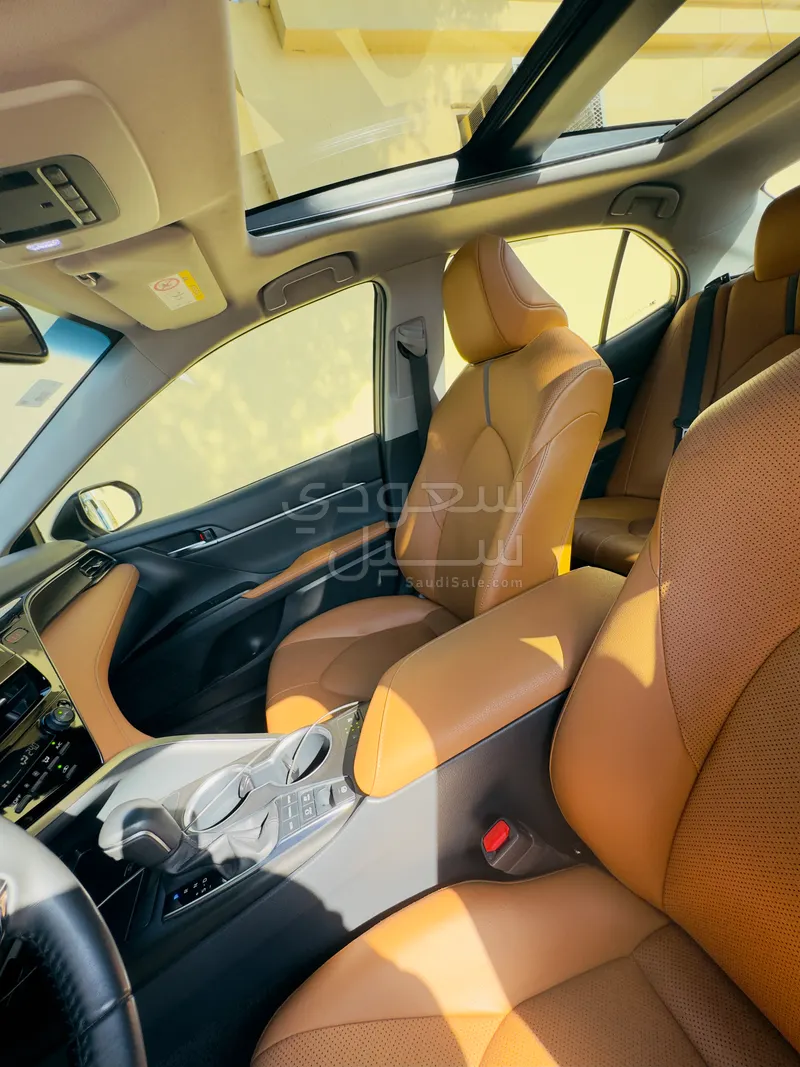 2023 تويوتا كامري لومير