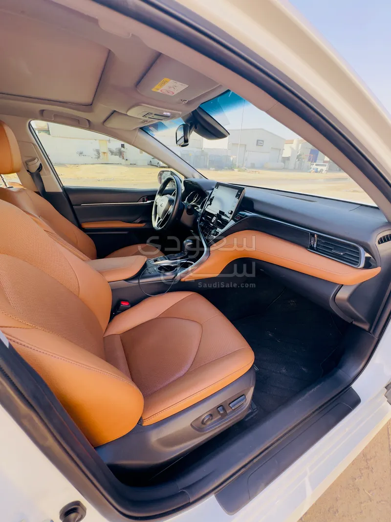 2023 تويوتا كامري لومير