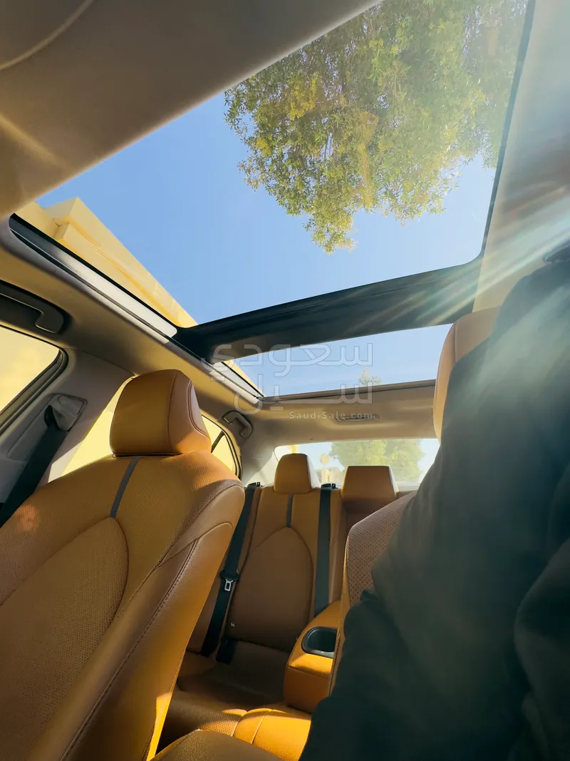 2023 تويوتا كامري لومير