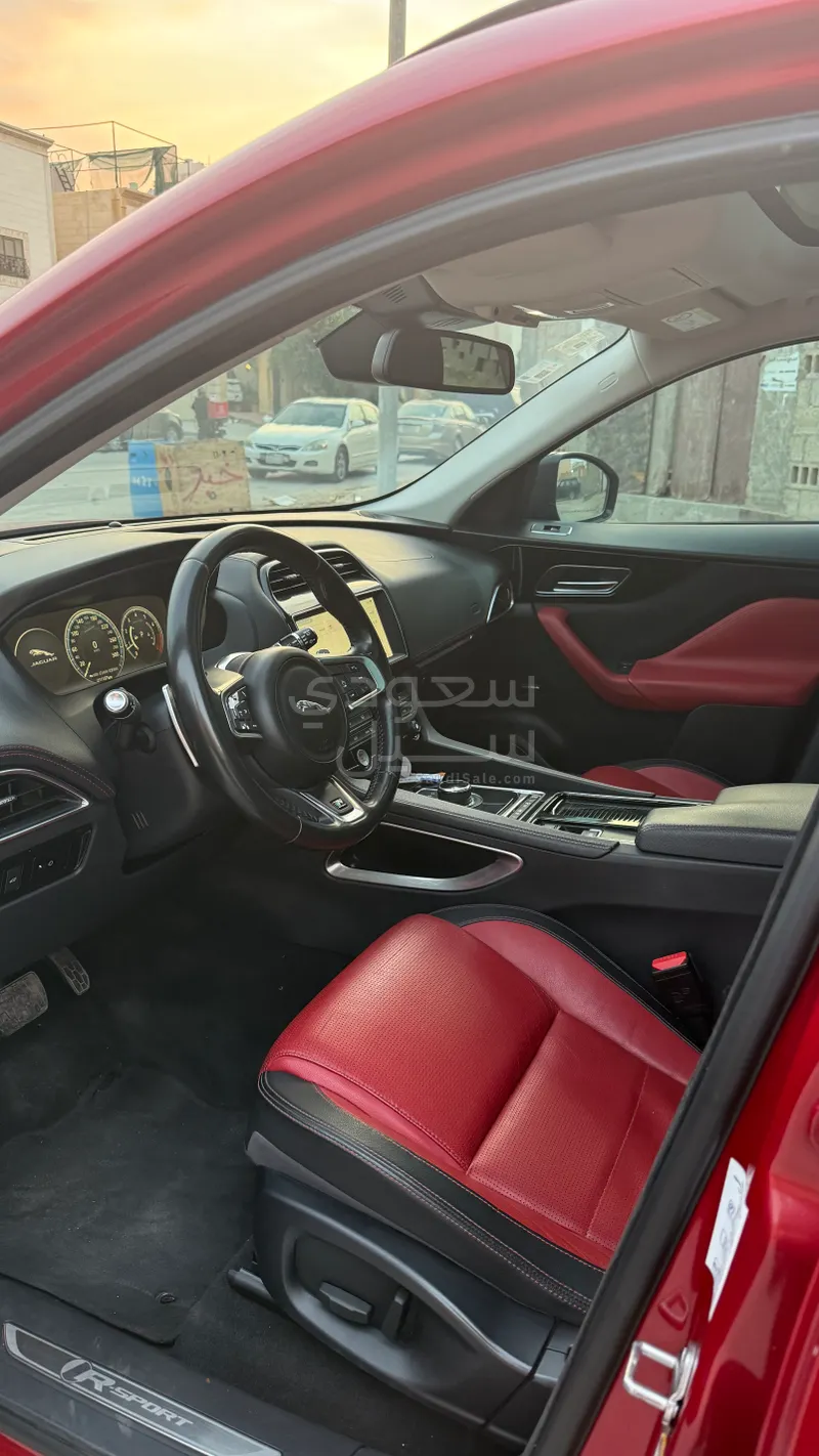 2018 جاكوار اف-بيس ار سبورت