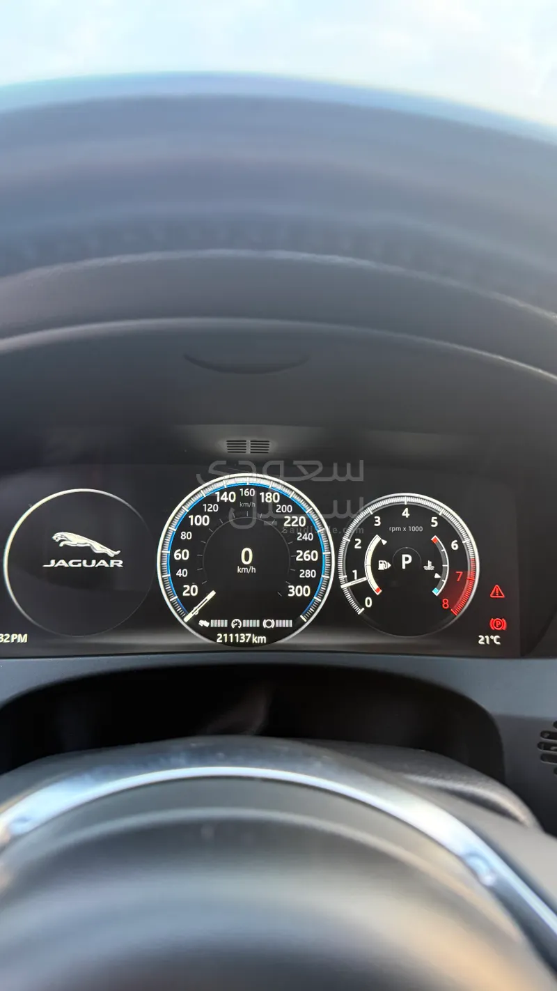 2018 جاكوار اف-بيس ار سبورت