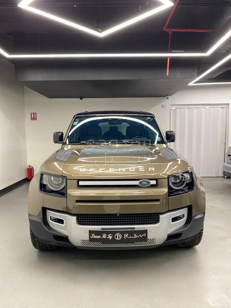 2020 لاند روفر ديفيندر 110