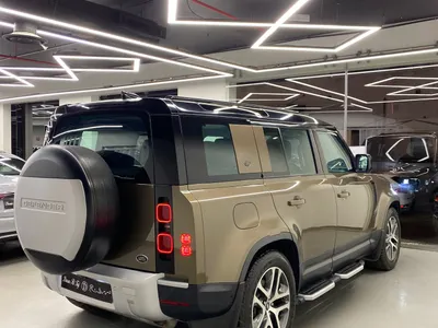 2020 لاند روفر ديفيندر 110