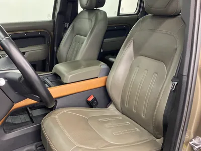 2020 لاند روفر ديفيندر 110