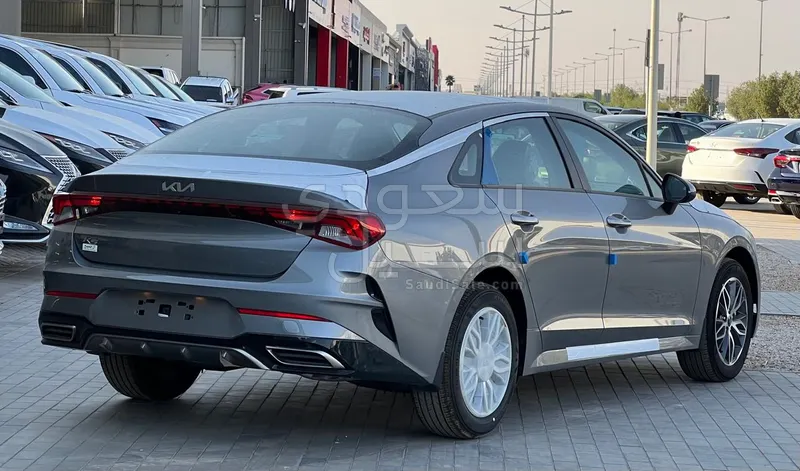 2022 كيا سيراتو
