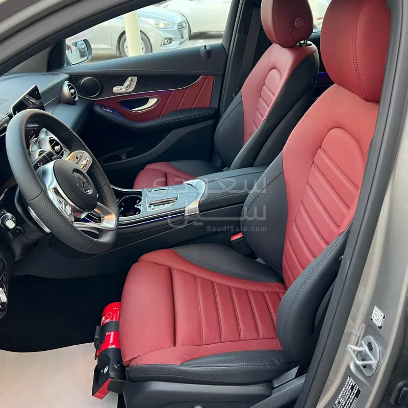 2022 مرسيدس - بنز جي إل سي 200