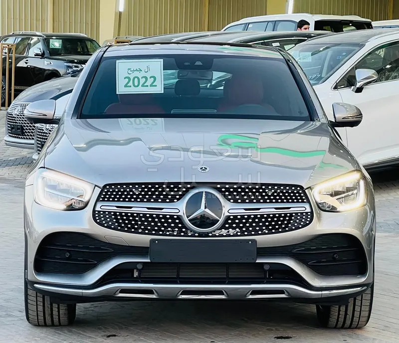 2022 مرسيدس - بنز جي إل سي 200