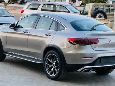 2022 مرسيدس - بنز جي إل سي 200