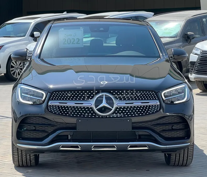 2022 مرسيدس - بنز جي إل سي 200