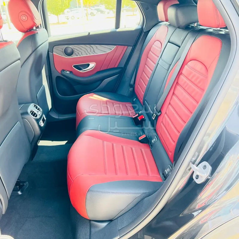 2022 مرسيدس - بنز جي إل سي 200