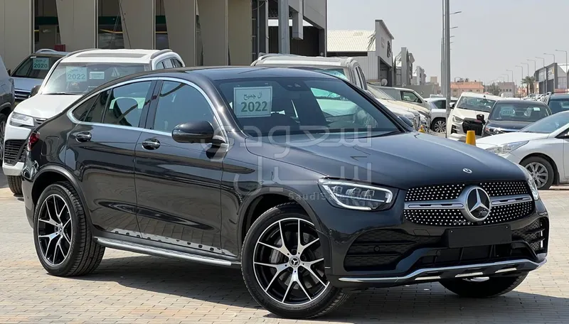 2022 مرسيدس - بنز جي إل سي 200