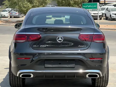 2022 مرسيدس - بنز جي إل سي 200