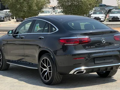 2022 مرسيدس - بنز جي إل سي 200