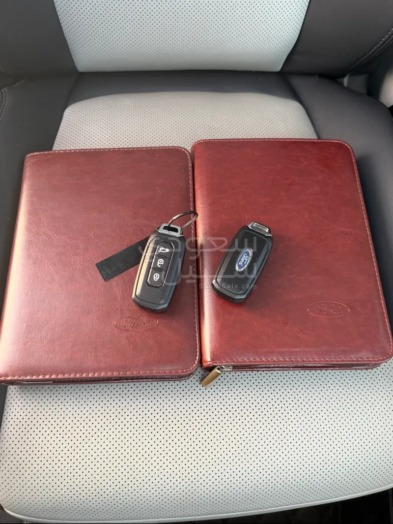 2023 فورد تيريتوري تيتانيوم بلس