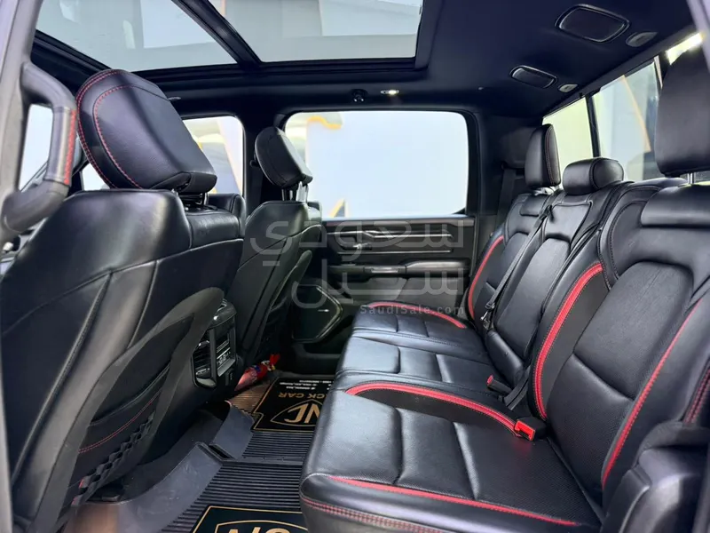 2022 دودج رام تي ار اكس