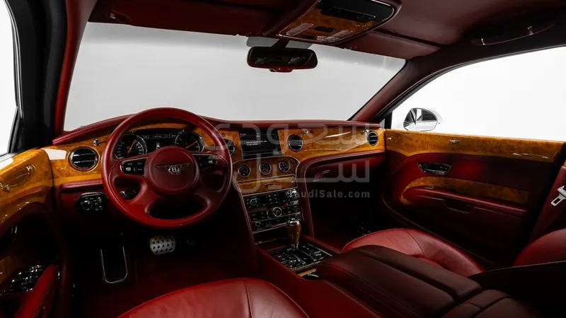 2011 بنتلي مولسان