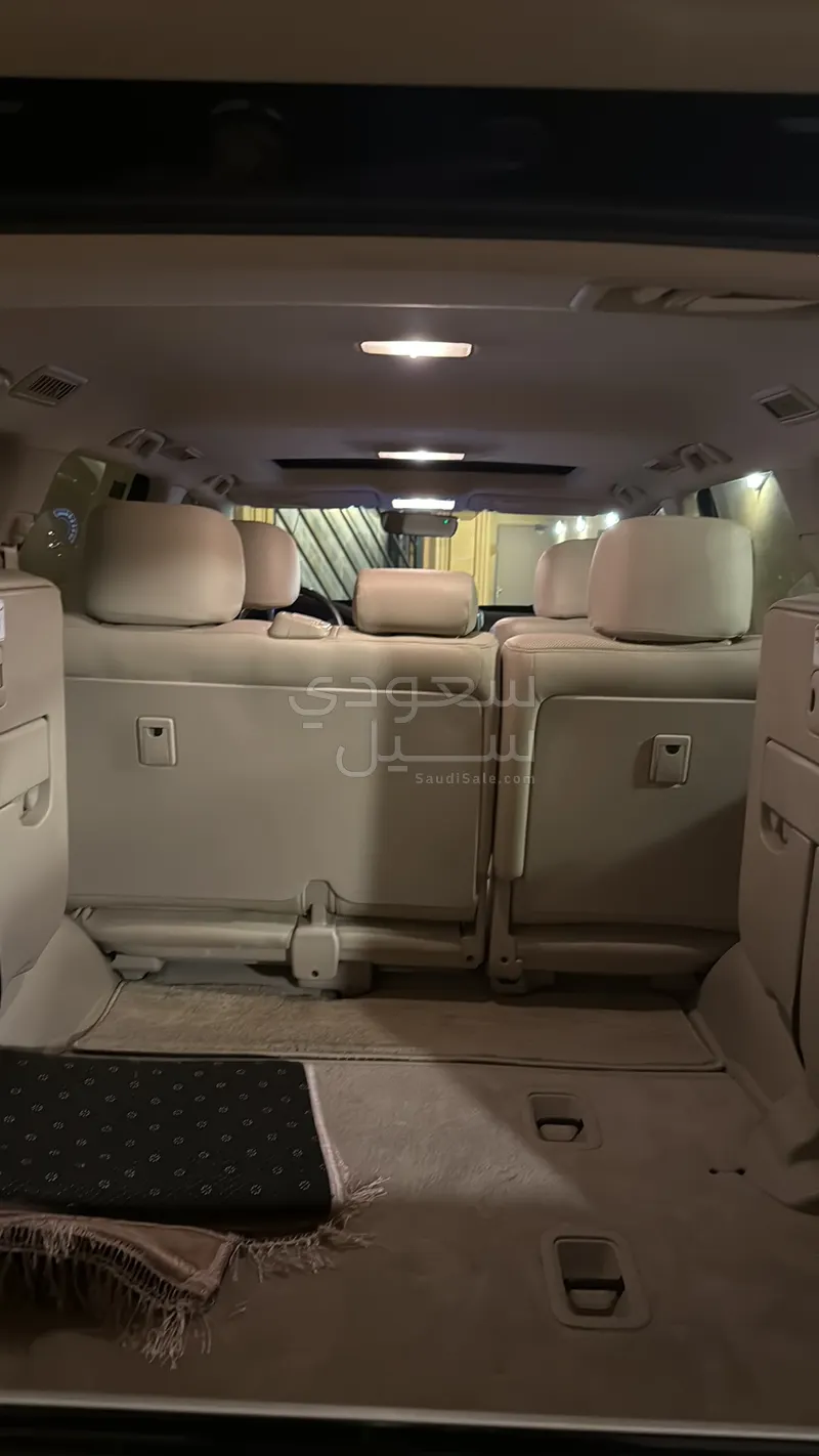 2021 تويوتا لاند كروزر جي اكس ار