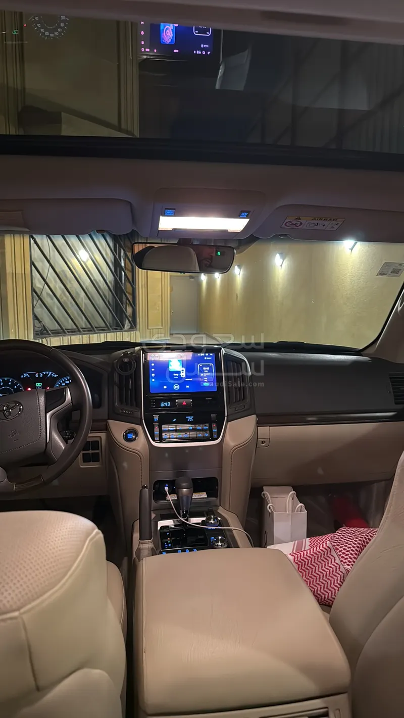 2021 تويوتا لاند كروزر جي اكس ار