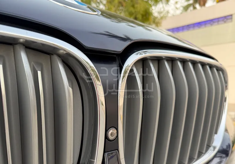 2016 بي ام دبليو الفئة السابعة 750 إل أي