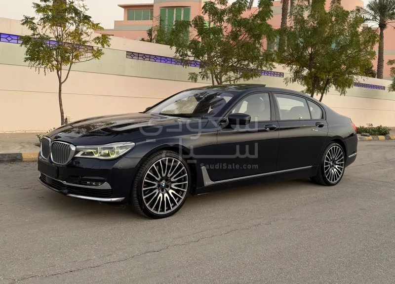 2016 بي ام دبليو الفئة السابعة 750 إل أي