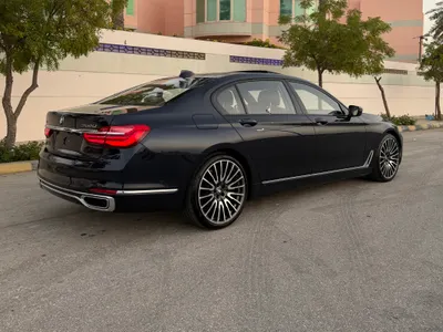 2016 بي ام دبليو الفئة السابعة 750 إل أي