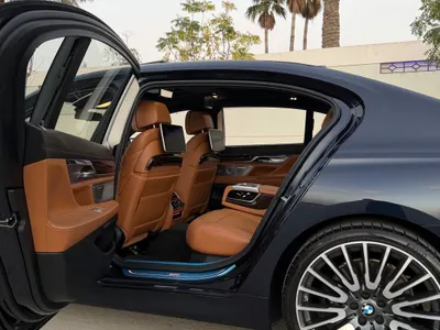 2016 بي ام دبليو الفئة السابعة 750 إل أي