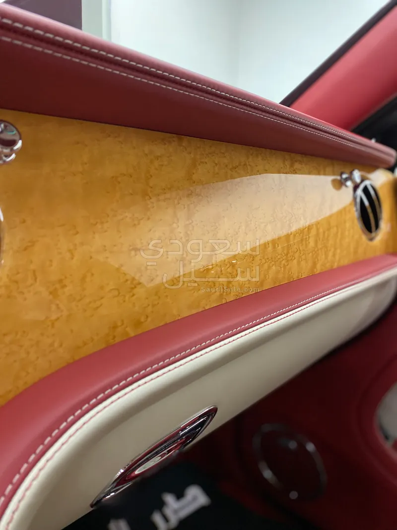 2016 بنتلي مولسان سبيد