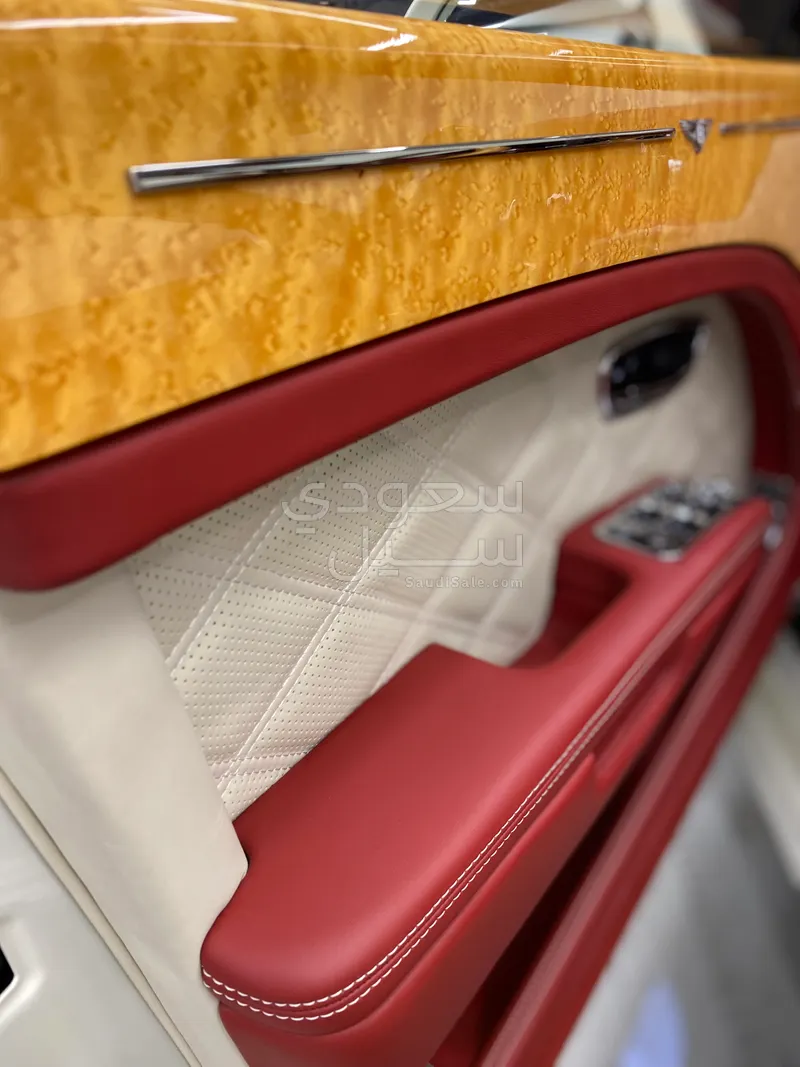 2016 بنتلي مولسان سبيد