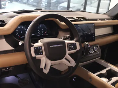 2025 لاند روفر ديفيندر اكس داينمك