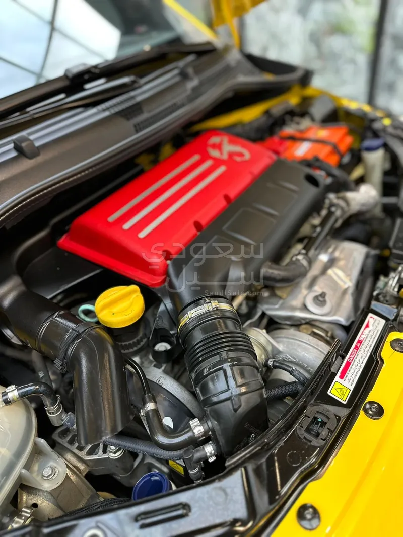 2020 فيات ابارث 595 كومبيتزيون