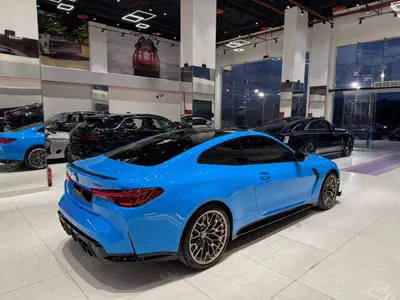 2025 بي ام دبليو الفئة ام إم 4 سي إس أي