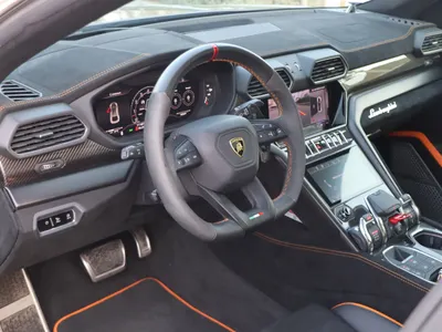 2024 لمبرجيني اوروس بيرفورمانتي