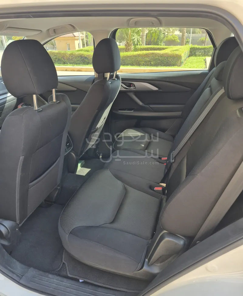 2020 مازدا سي اكس 9