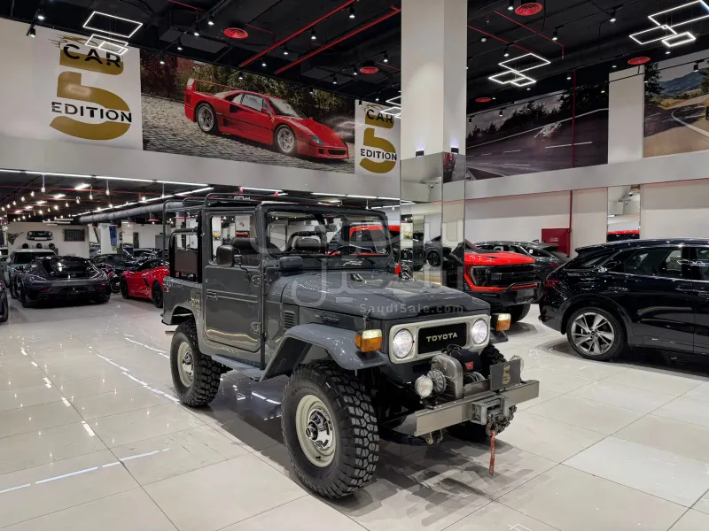 1985 تويوتا لاند كروزر اف جي 40