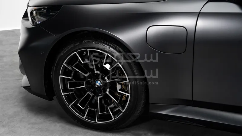 2026 بي ام دبليو الفئة ام إم 5