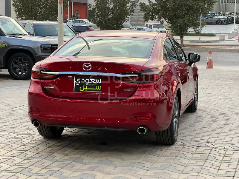 2023 مازدا مازدا 6