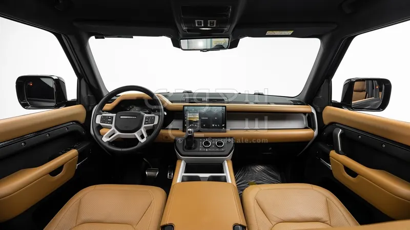 2025 لاند روفر ديفيندر اتش اس اي