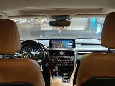 2021 لكزس أر إكس 350