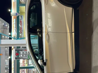 2021 لكزس أر إكس 350