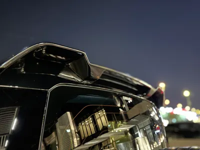 2025 لاند روفر ديفيندر اتش اس اي