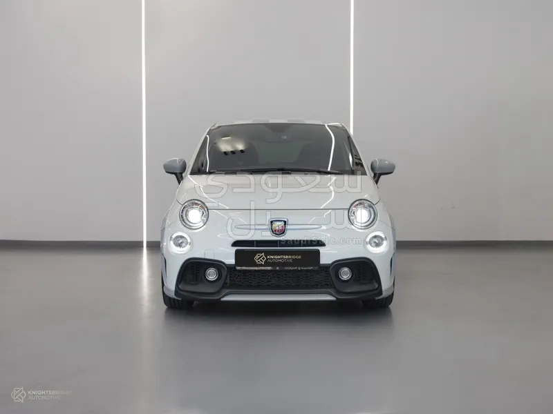 2020 فيات ابارث 595 كومبيتزيون