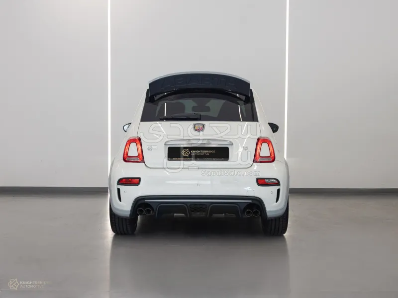 2020 فيات ابارث 595 كومبيتزيون