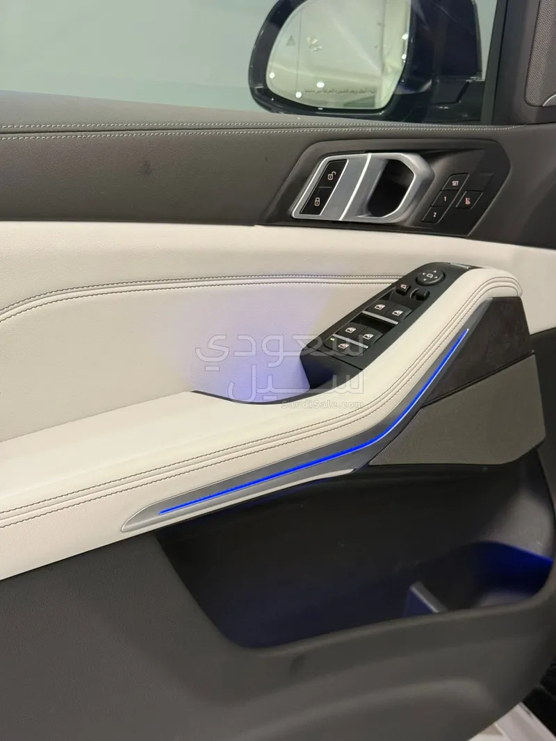 2025 بي ام دبليو الفئة اكس 5 إم كت