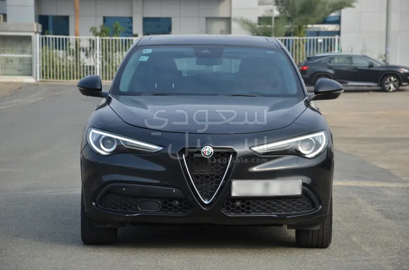 2020 الفا روميو ستيلفيو