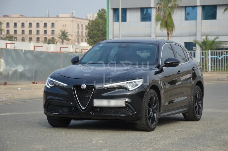 2020 الفا روميو ستيلفيو