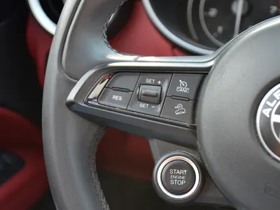 2020 الفا روميو ستيلفيو