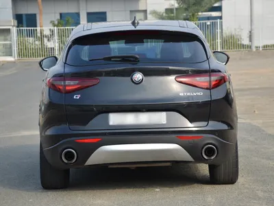 2020 الفا روميو ستيلفيو