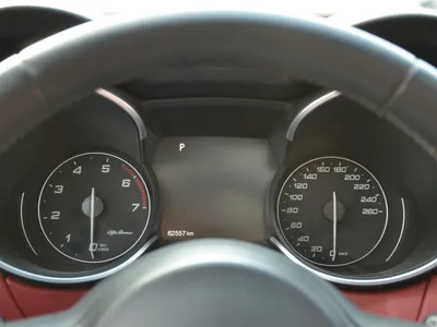 2020 الفا روميو ستيلفيو