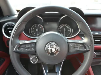 2020 الفا روميو ستيلفيو